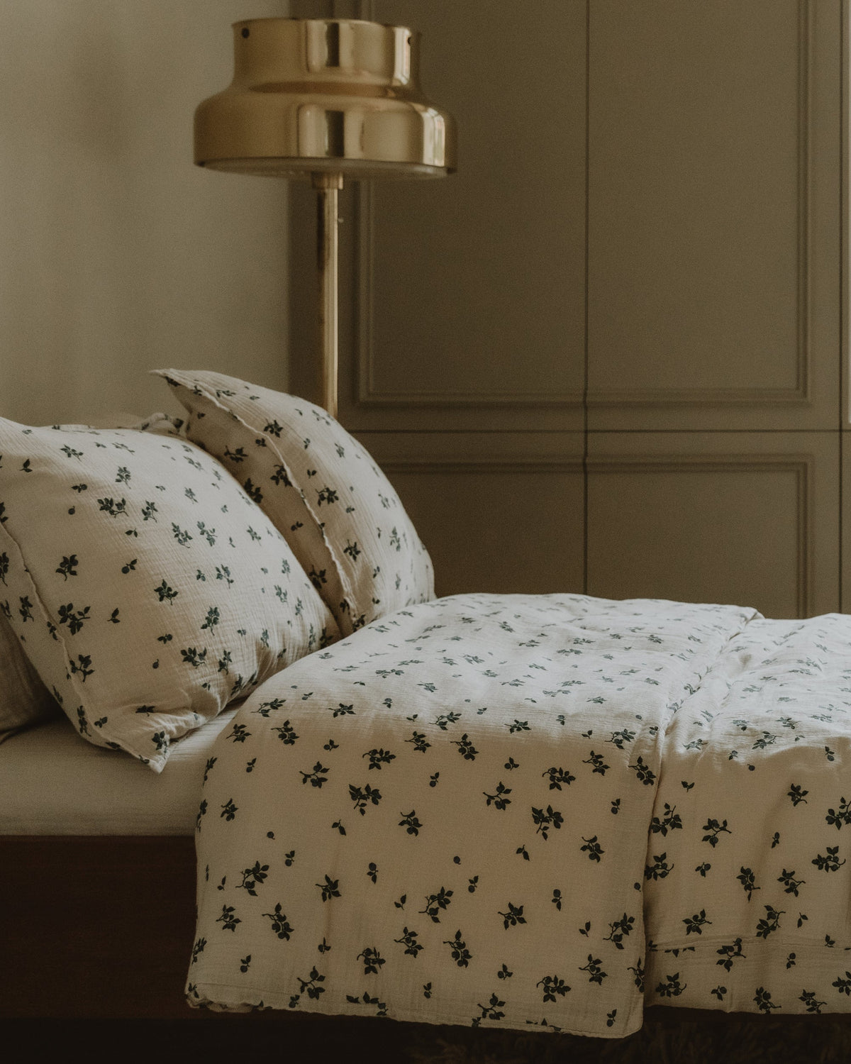 Blue floral muslin pillowcase with a softly textured finish