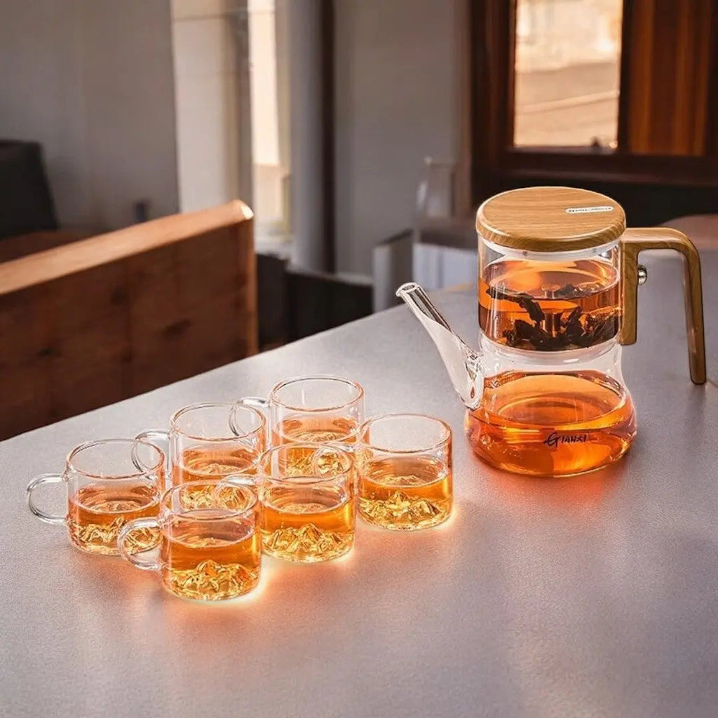 Clear glass teapot with magnetic tea chamber and wood-effect handle
