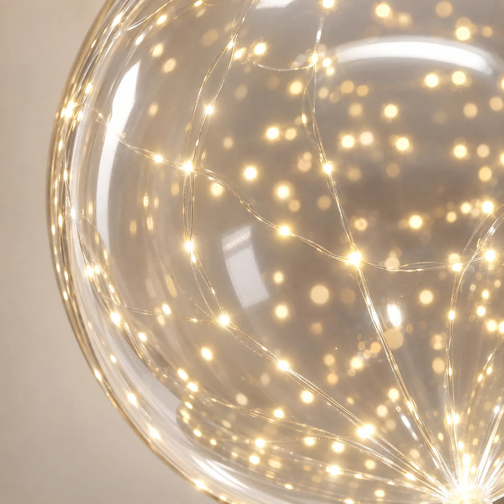 Aetherea - Transparent Illuminated Decorative Balloons Decorating Evening Venues
