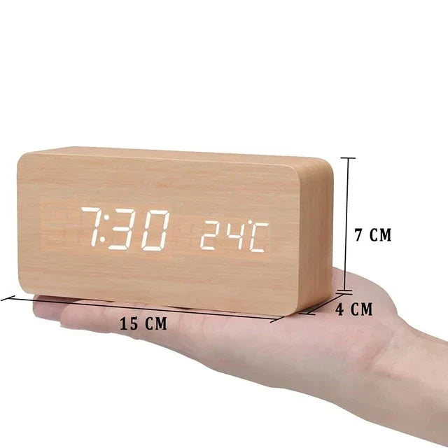 LED digital alarm clock with wooden-effect housing and time and temperature display