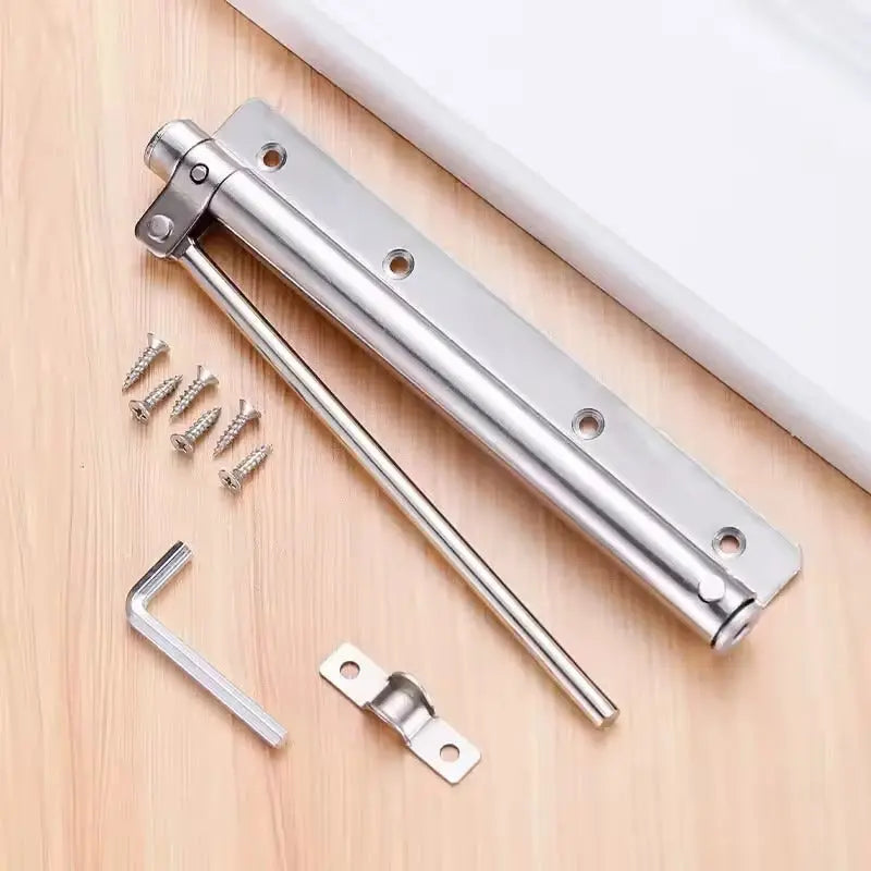 Surface-mounted door closer with long linking arm fitted to a door