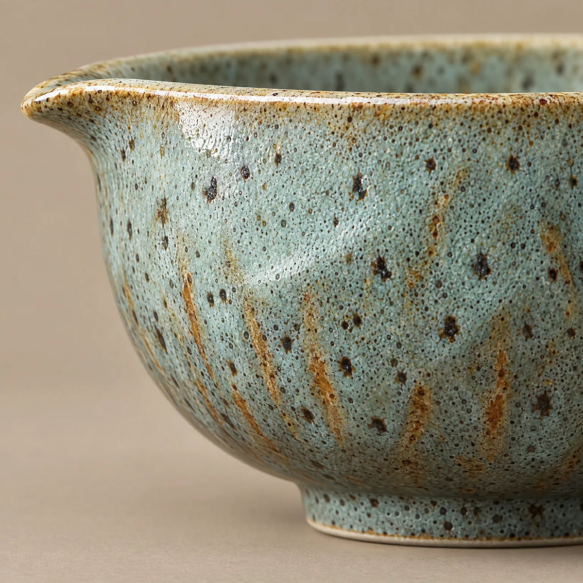 ChaZen - Traditional Matcha Set Preparing Matcha Tea