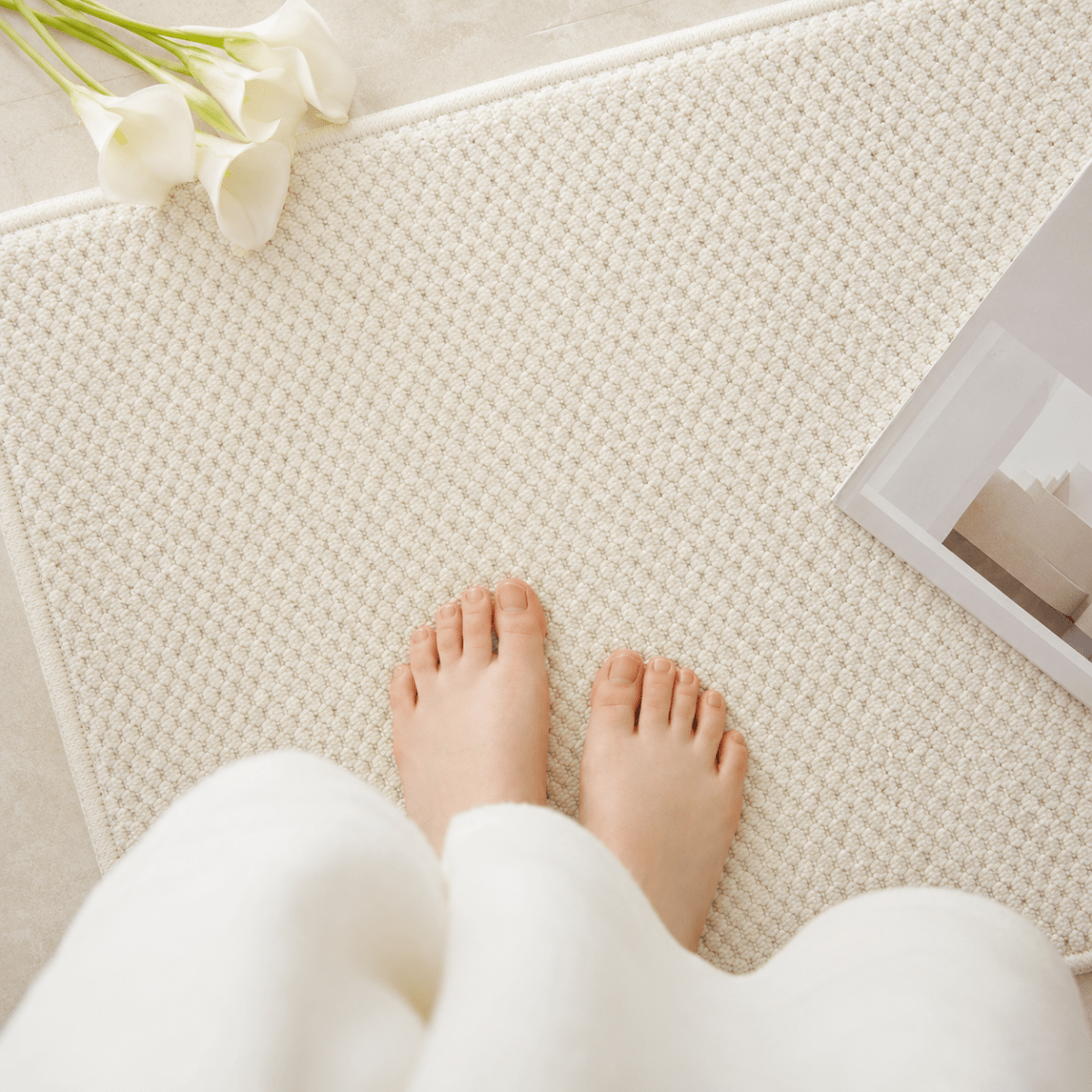 Textured rectangular doormat for indoor and outdoor use