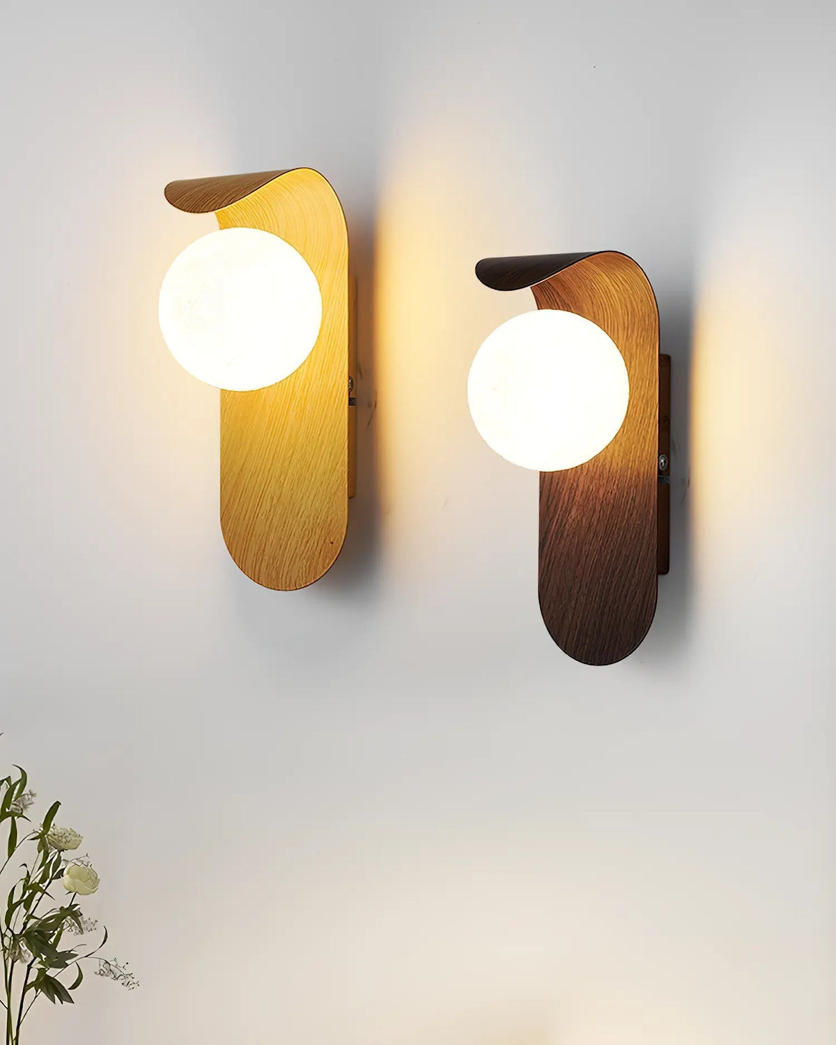 LED wall light with round globe and curved wood-effect panel