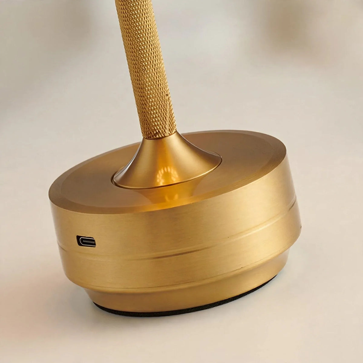 Lumestra - Cordless Modern Dimmable Table Lamp Illuminating Bedside Tables Without Cable Clutter