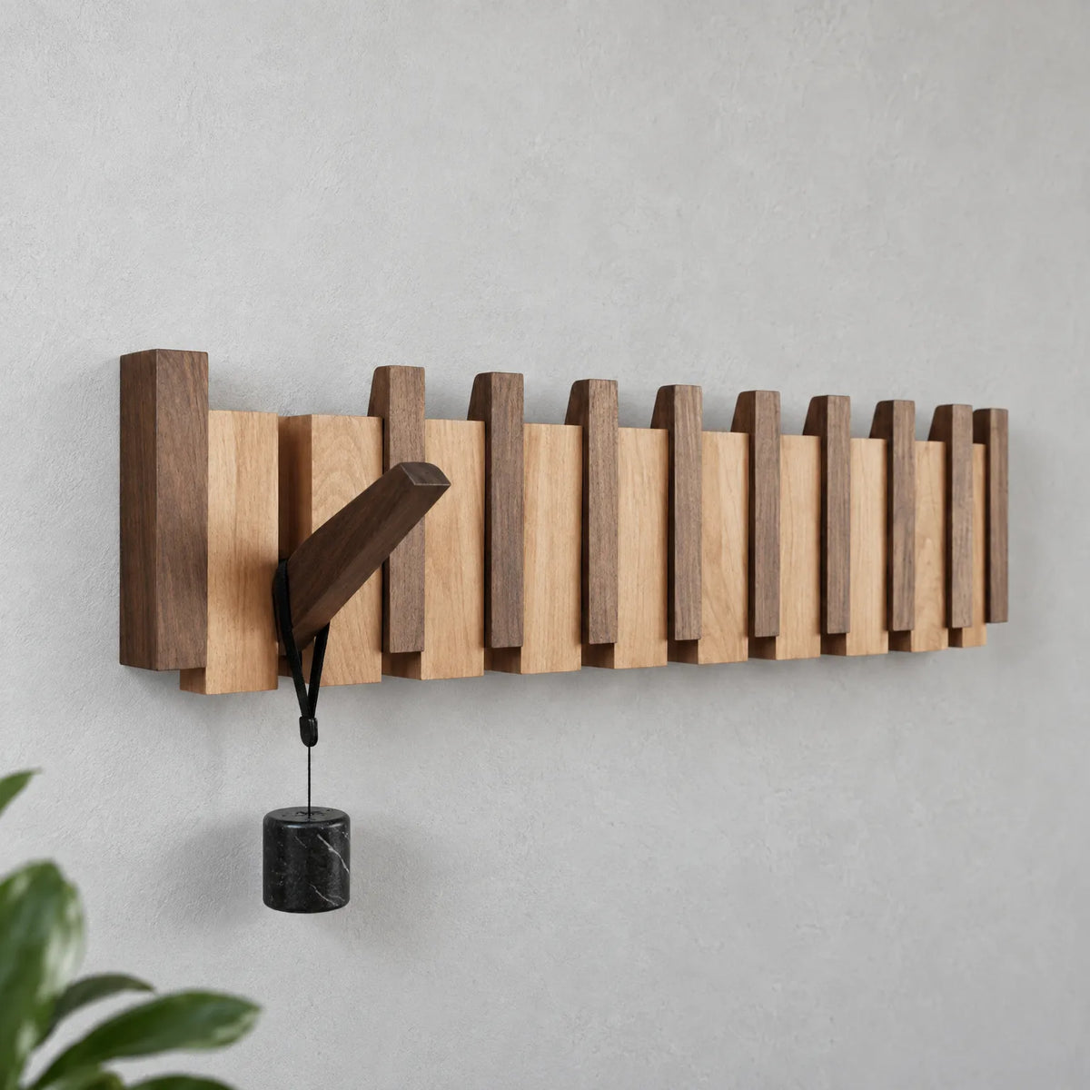 Melodya - Piano Key Coat Rack Hanging Coats Neatly