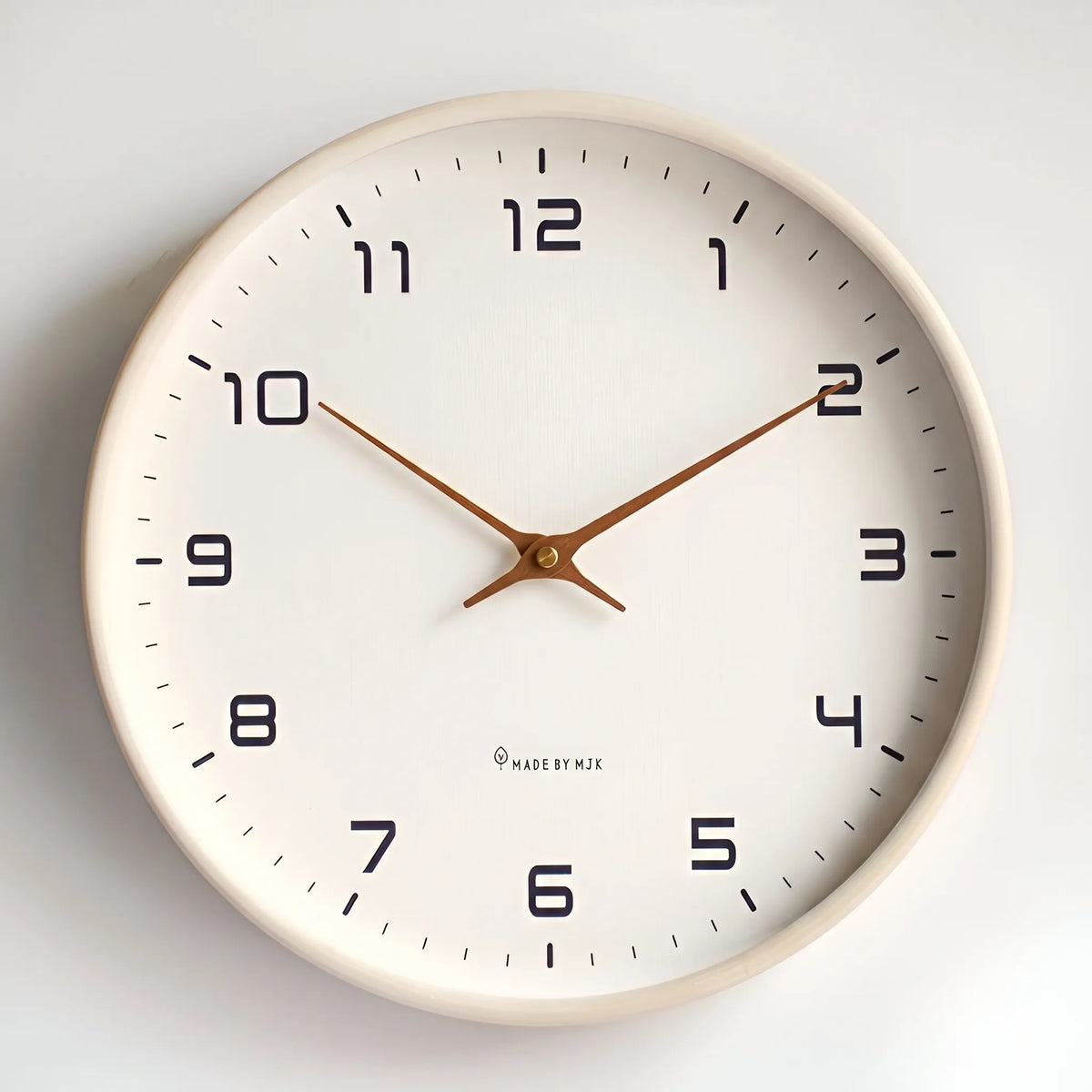 NordiaClock - Modern Minimalist Analogue Wall Clock Keeping Daily Schedules