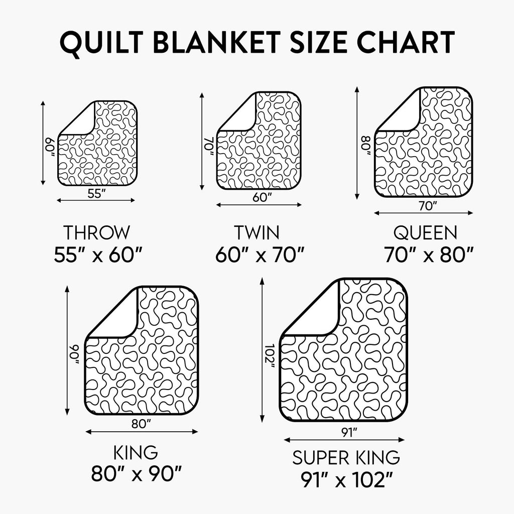 Multicoloured quilted blanket with decorative turtle patchwork panels