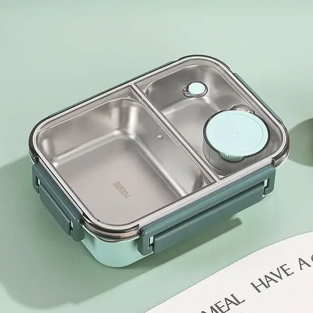 Compartment food storage container with stainless steel interior and round lidded insert