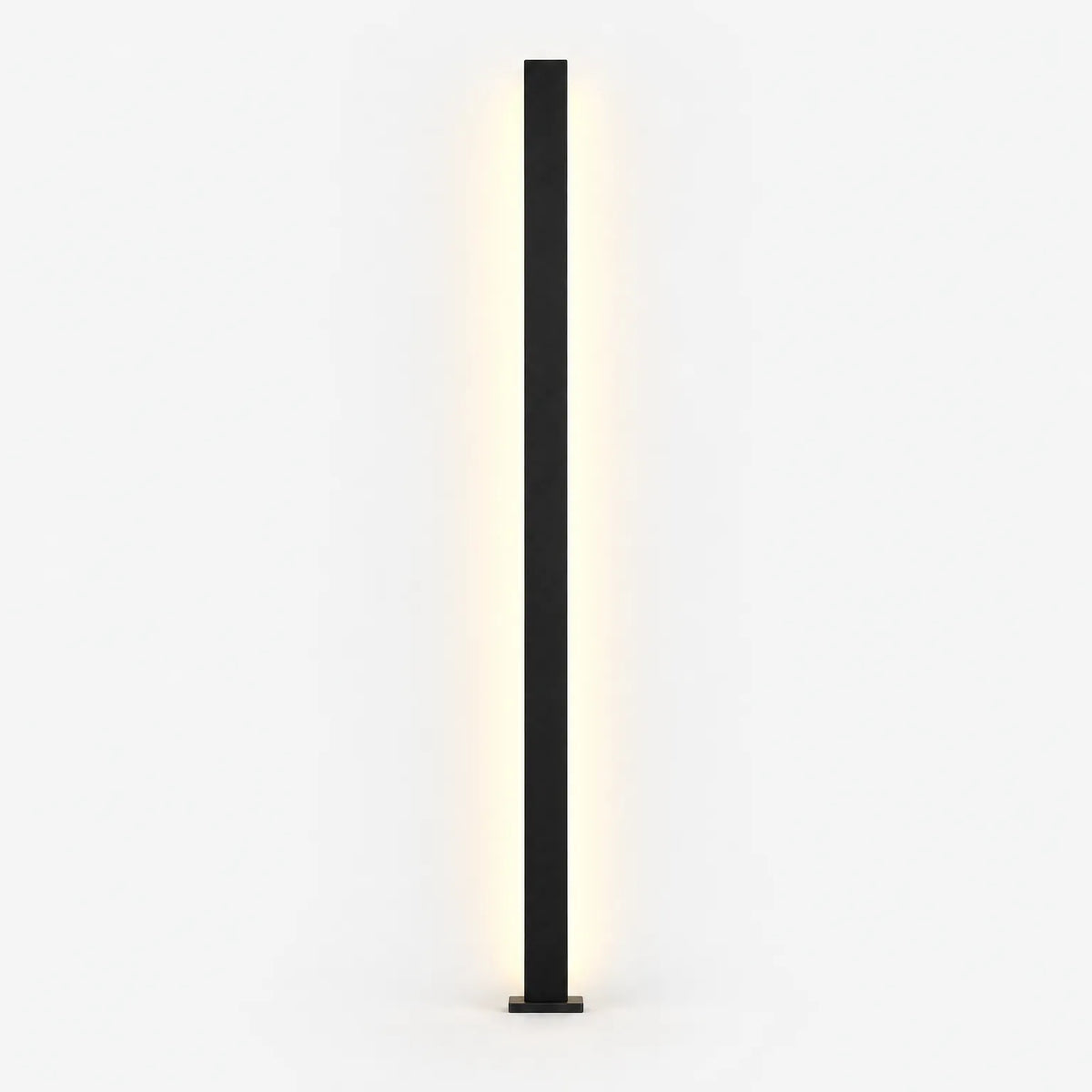 Veldren - Minimalist Linear Outdoor Wall Light Illuminating Outdoor Spaces