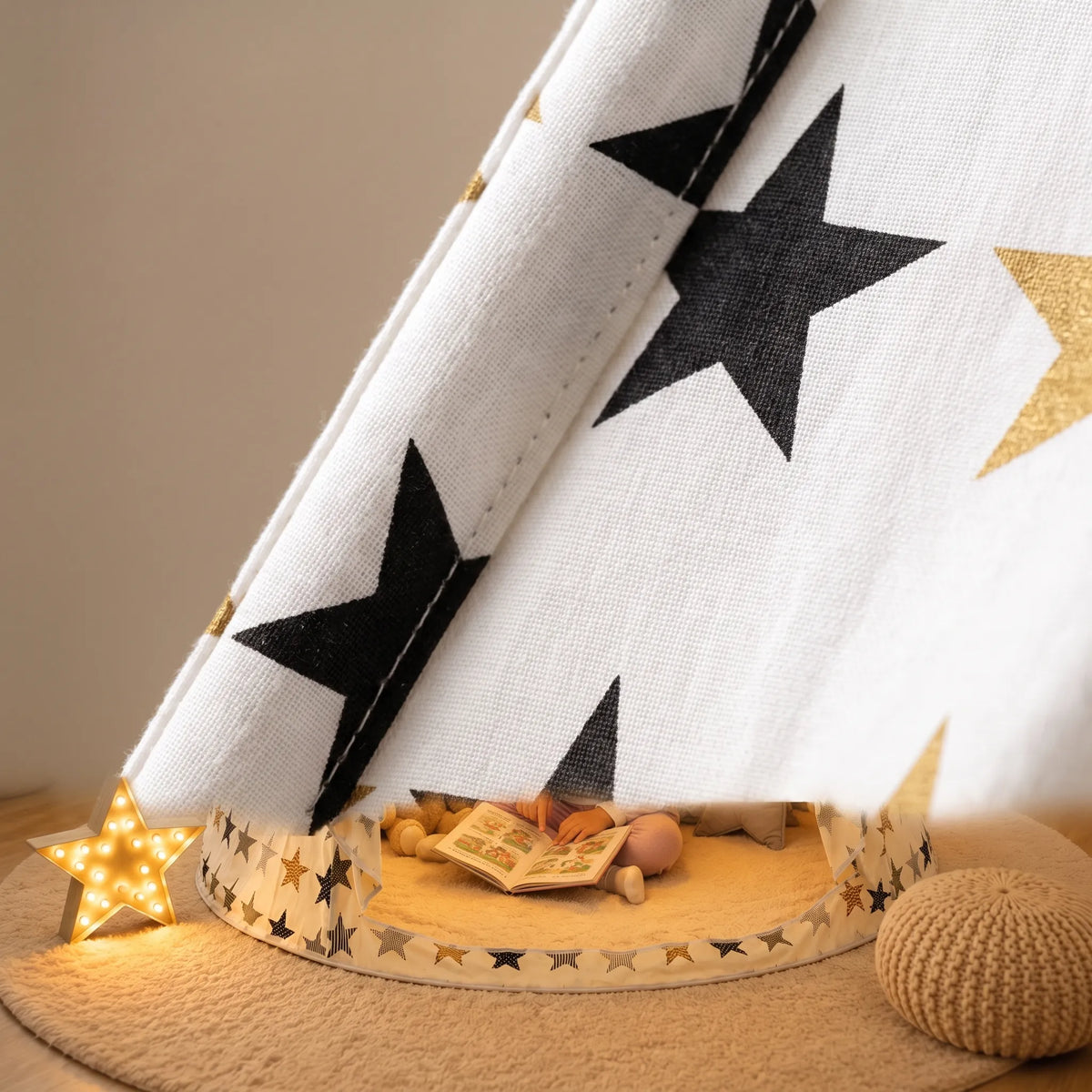 Vistari - Indoor Foldable Kids Play Tent Creating An Indoor Camp