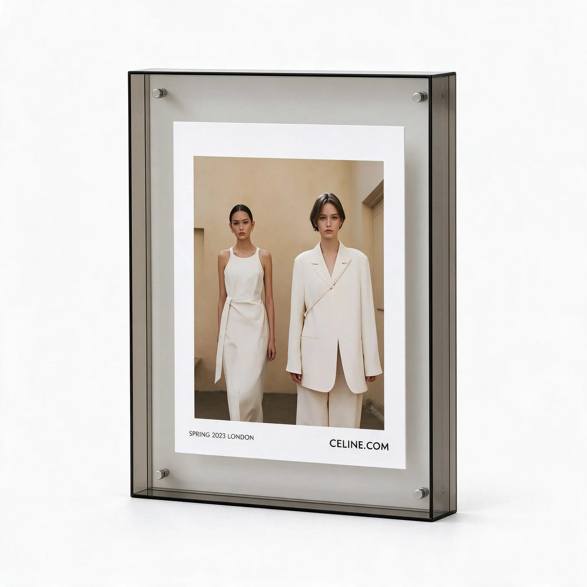 Zyphex - Modern Minimalist Display Picture Frame Displaying Family Photographs