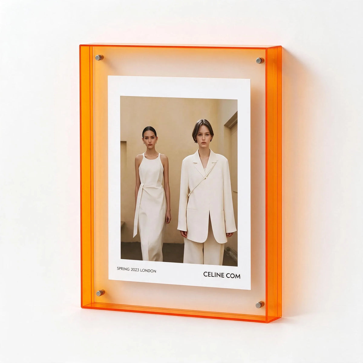 Zyphex - Modern Minimalist Display Picture Frame Displaying Family Photographs