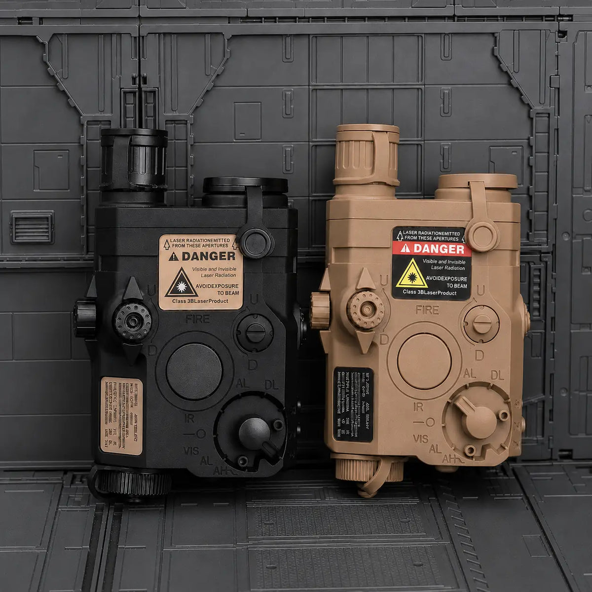 Multifunctional Tactical Beam Battery Case with Red Laser, Green Laser and Flashlight
