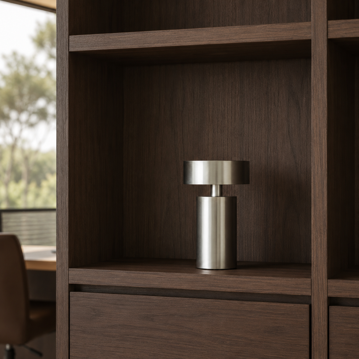 Rechargeable LED portable table lamp