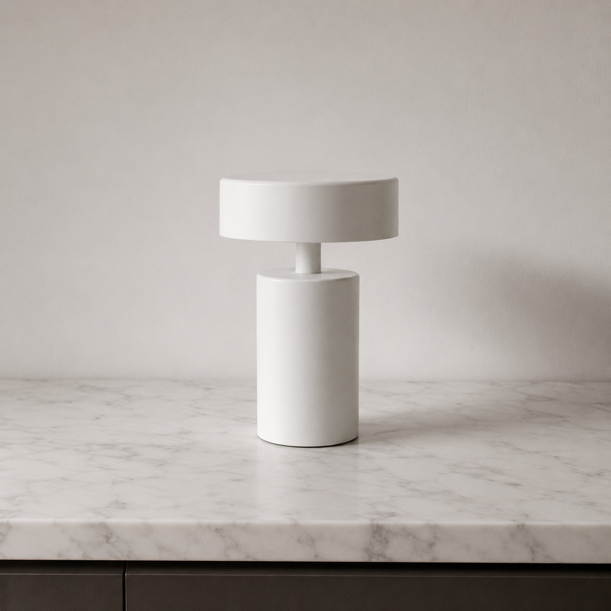 Rechargeable LED portable table lamp